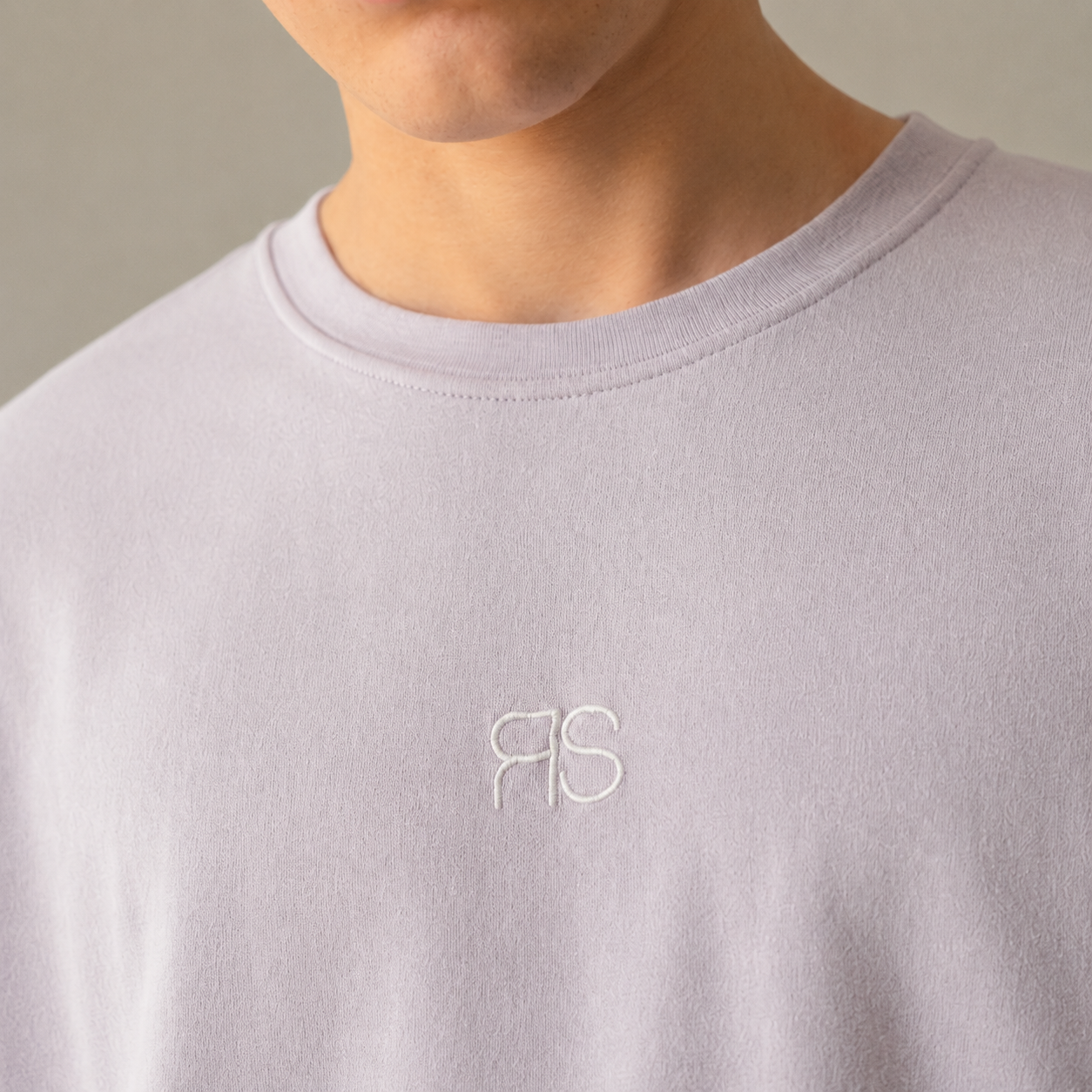 T-shirt coupe droite lilas clair logo brodé RS Rough Studios