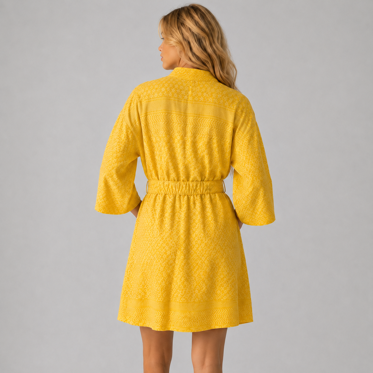 Robe tunique jaune à ceinture Leila K. Dress Rough Studios