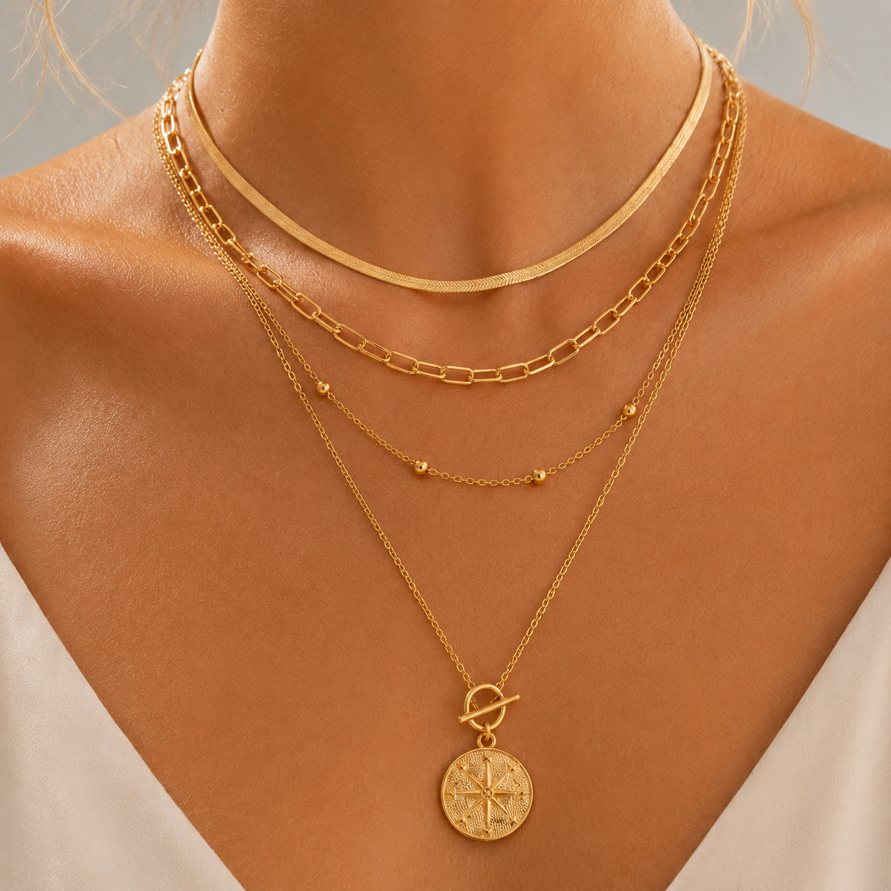 Collier Médaillon Doré