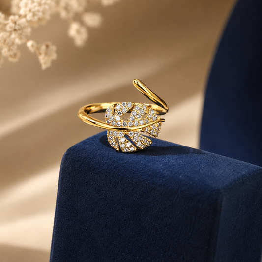 Bague Dorée Réglable Feuille | Strass Brillants