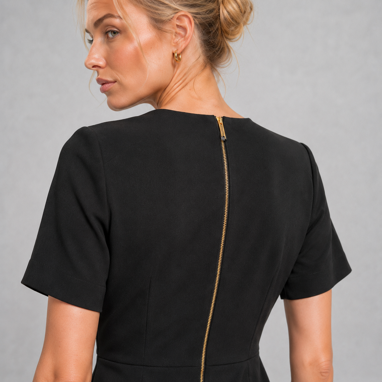 Robe Noire Femme Esprit Collection | Col V et Zip Dos
