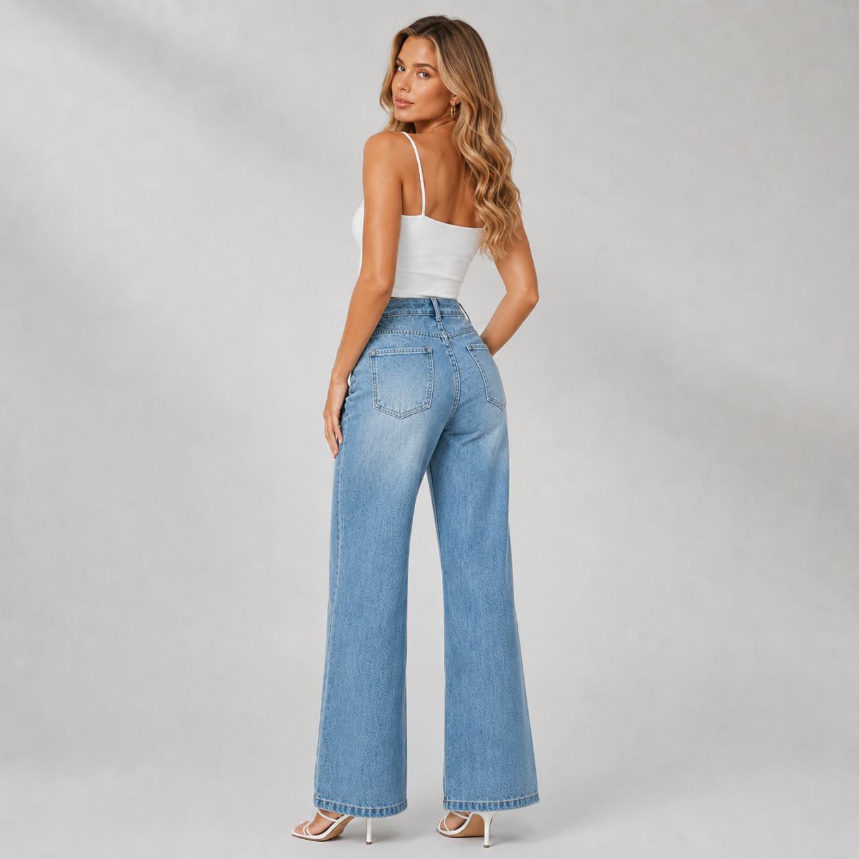 Pantalon femme droit bleu clair vue de dos